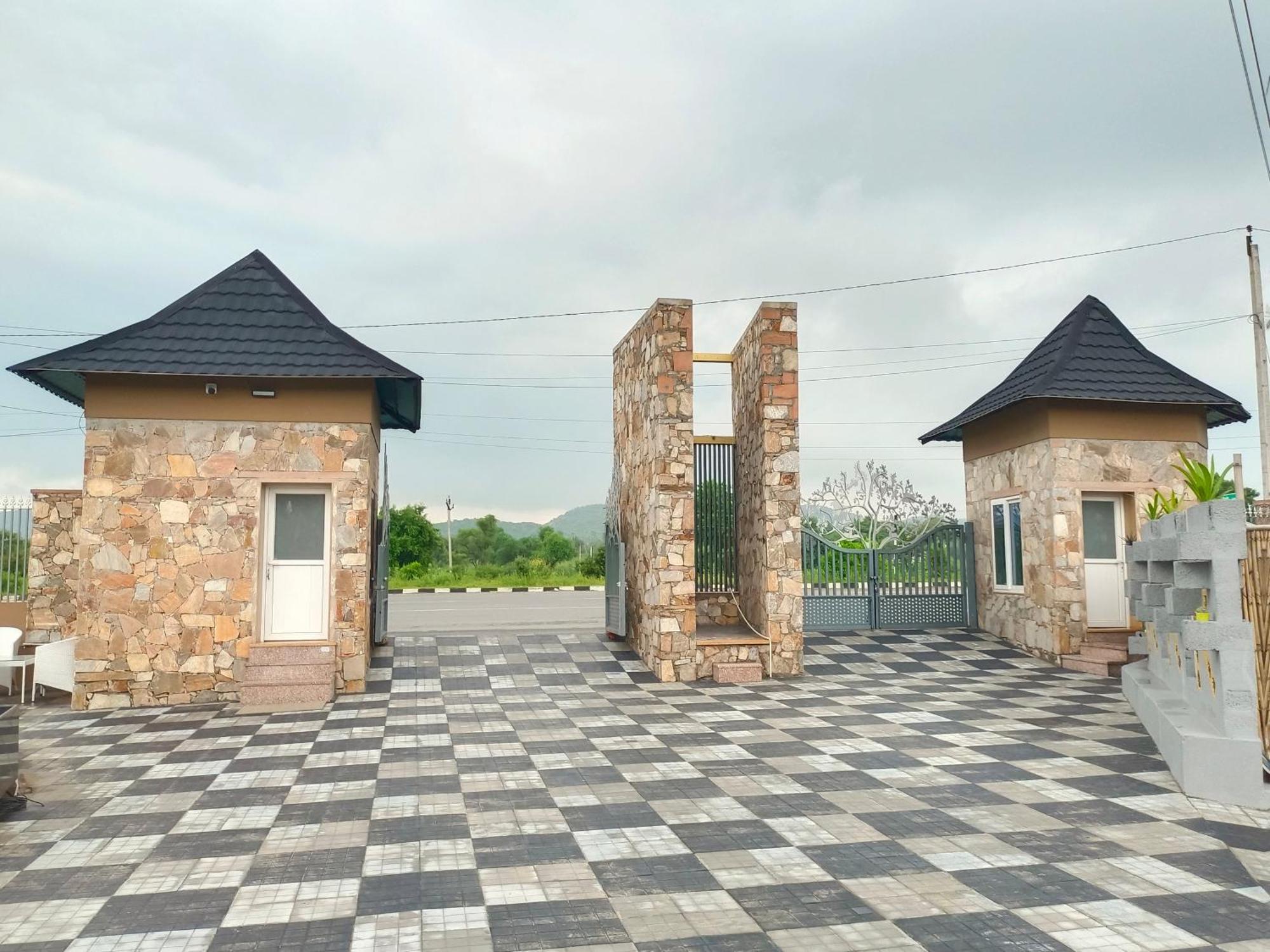 Royal Rajasthan Resort Sikar Exterior photo